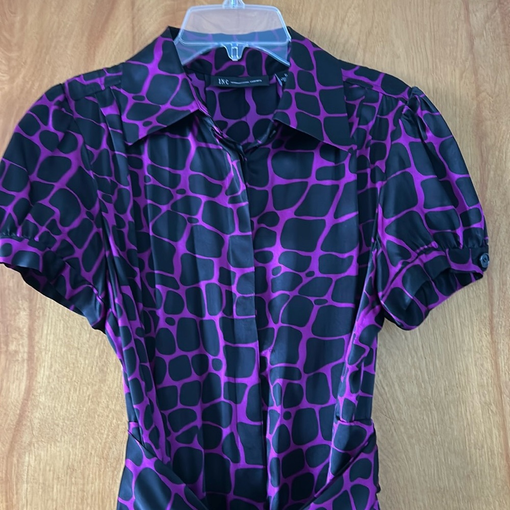 EUC size 6 INC shirt dress.